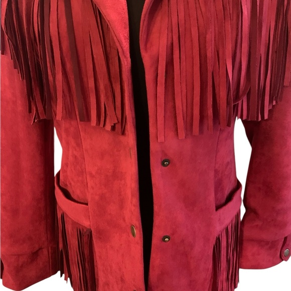 Skies Are Blue Faux Suede Red Fringe Women's Jacket - Picture 5 of 11